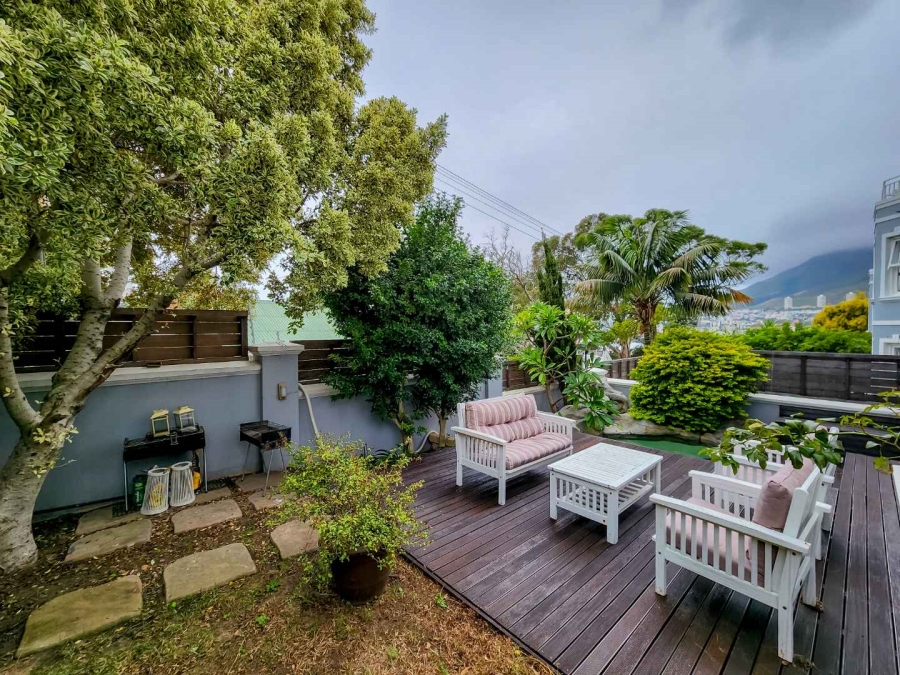 To Let 2 Bedroom Property for Rent in Gardens Western Cape
